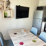 Deluxe Karina-free Parking 布尔加斯