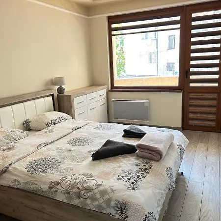 Deluxe Karina-free Parking ブルガス